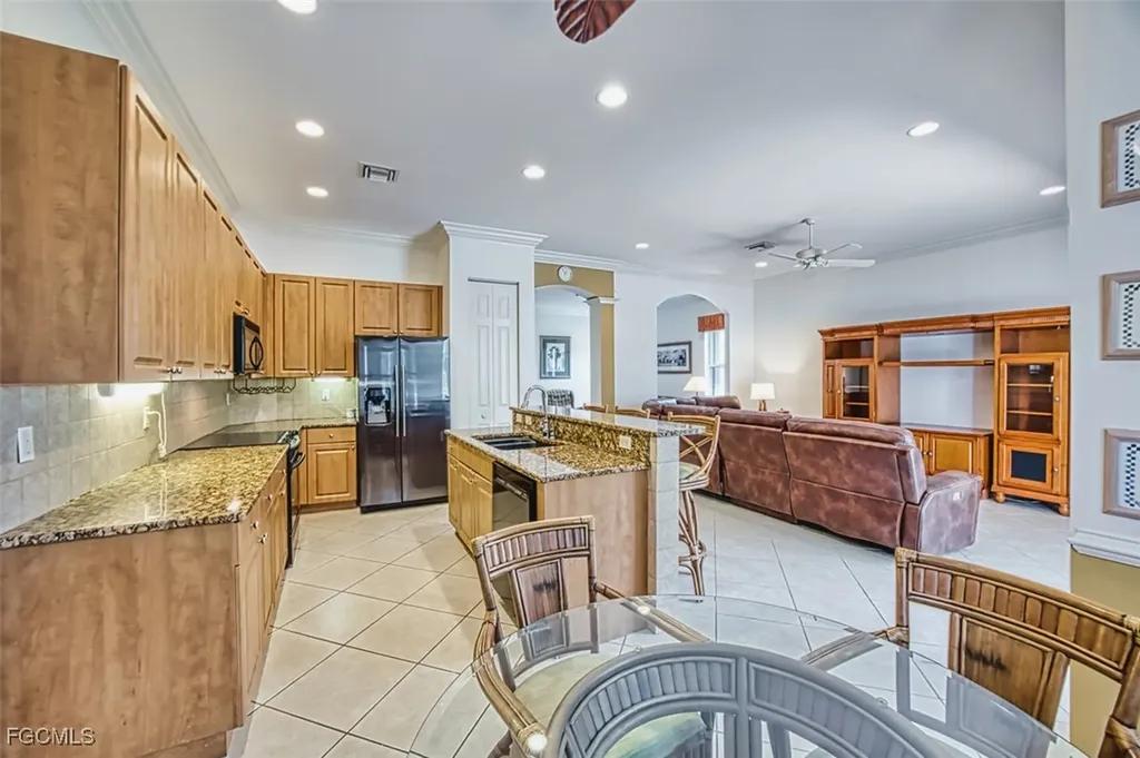 20084 Castlemaine Avenue Estero FL 33928