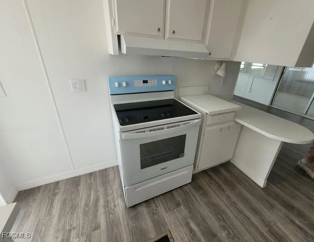 2774 Wedgewood Drive North Fort Myers FL 33917