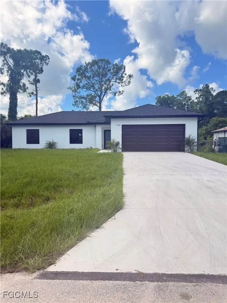 2705 10th Street W Lehigh Acres FL 33971