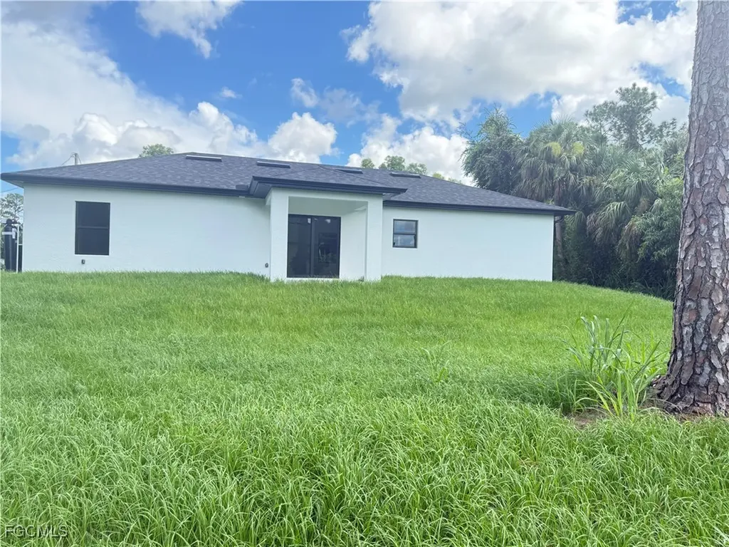 2705 10th Street W Lehigh Acres FL 33971