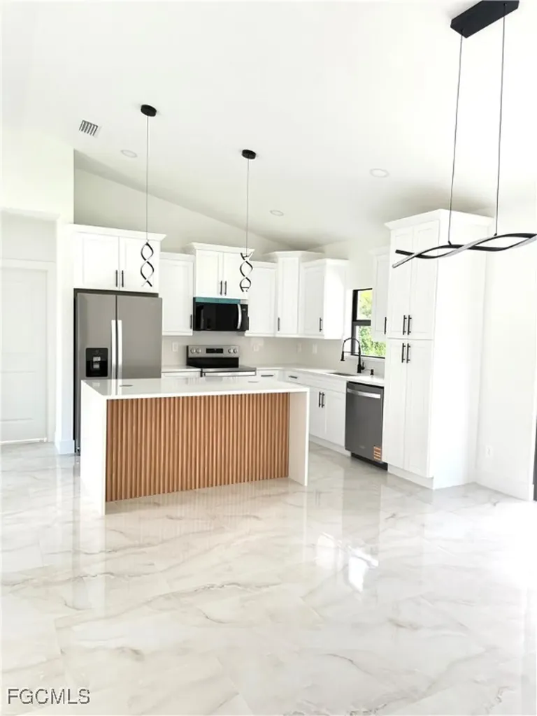 2705 10th Street W Lehigh Acres FL 33971