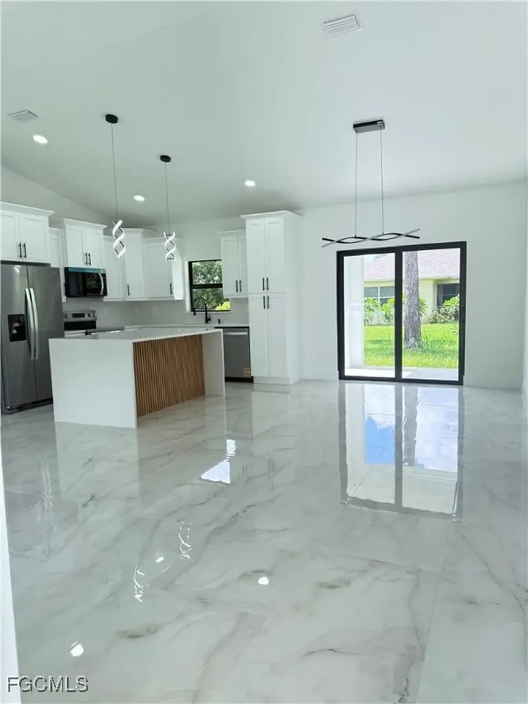 2705 10th Street W Lehigh Acres FL 33971