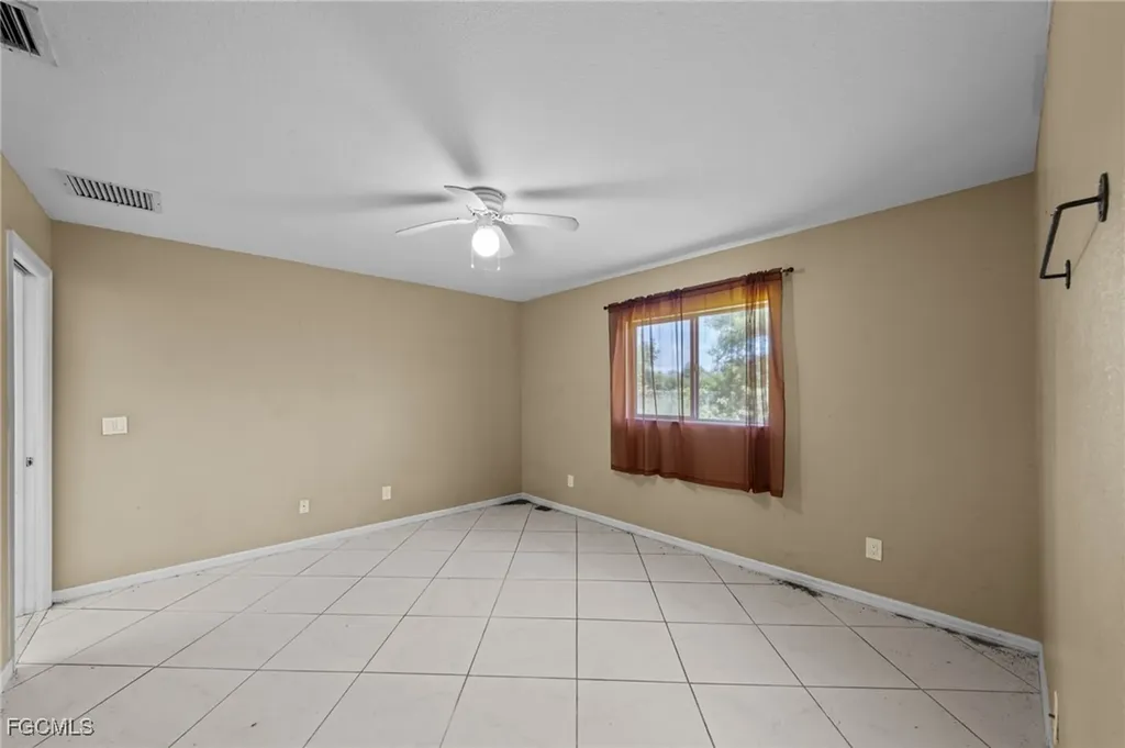 117 SE 10th Terrace Cape Coral FL 33990