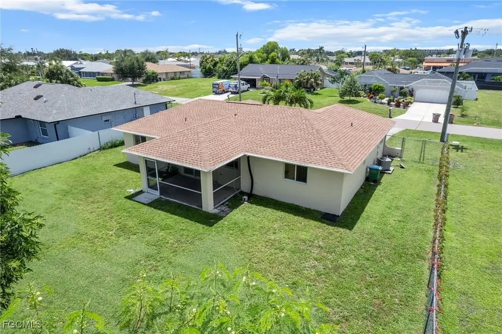 117 SE 10th Terrace Cape Coral FL 33990