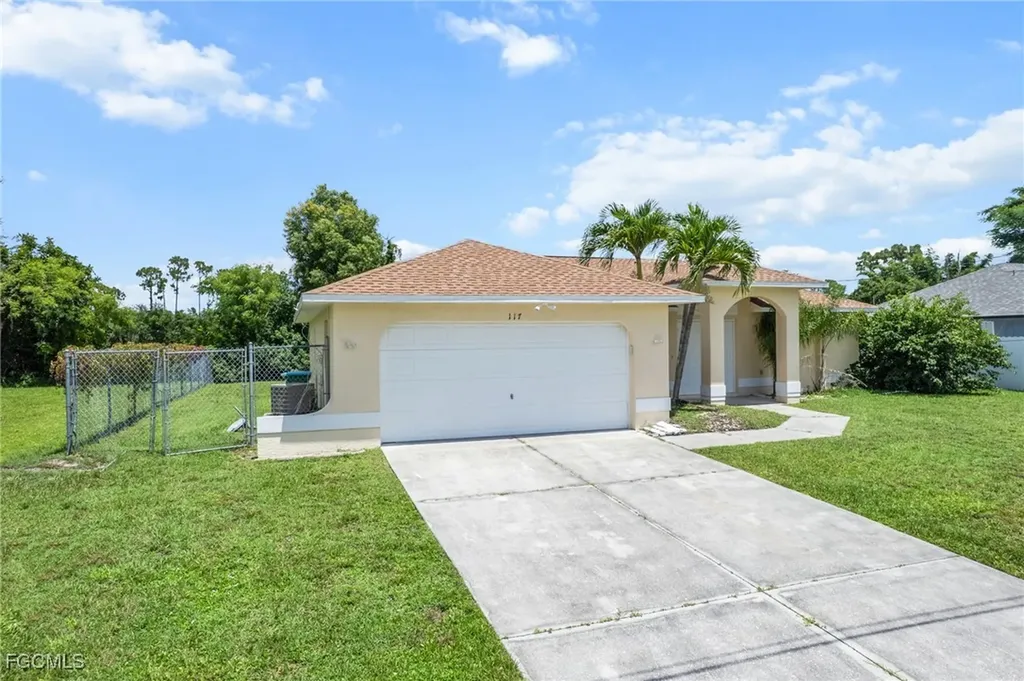 117 SE 10th Terrace Cape Coral FL 33990