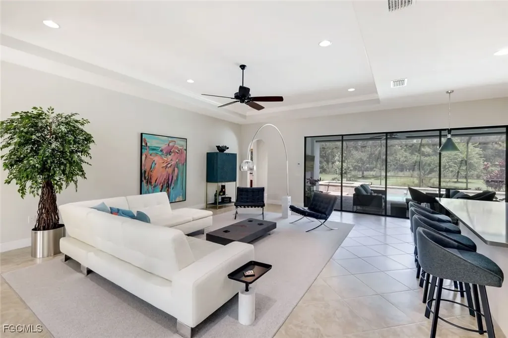 10194 Belcrest Boulevard Fort Myers FL 33913