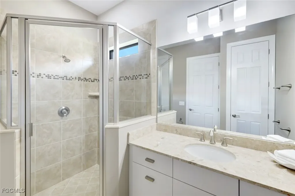 10194 Belcrest Boulevard Fort Myers FL 33913
