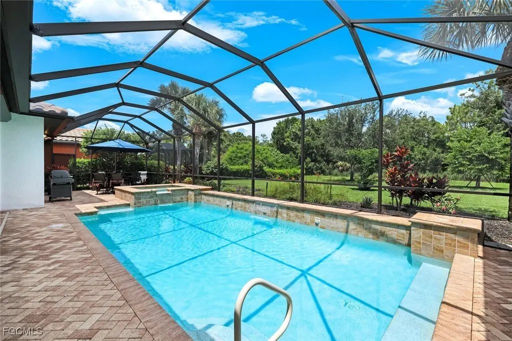 10194 Belcrest Boulevard Fort Myers FL 33913