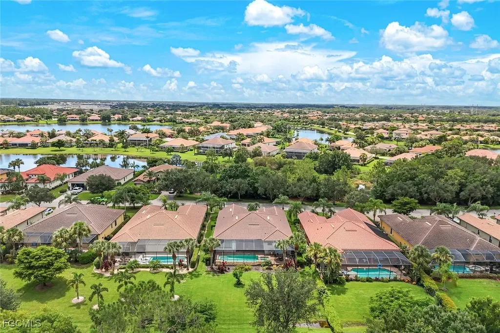 10194 Belcrest Boulevard Fort Myers FL 33913