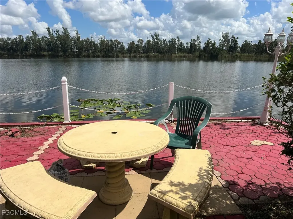 7037 Armadillo Way Fort Myers FL 33967