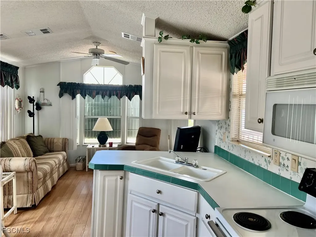 7037 Armadillo Way Fort Myers FL 33967