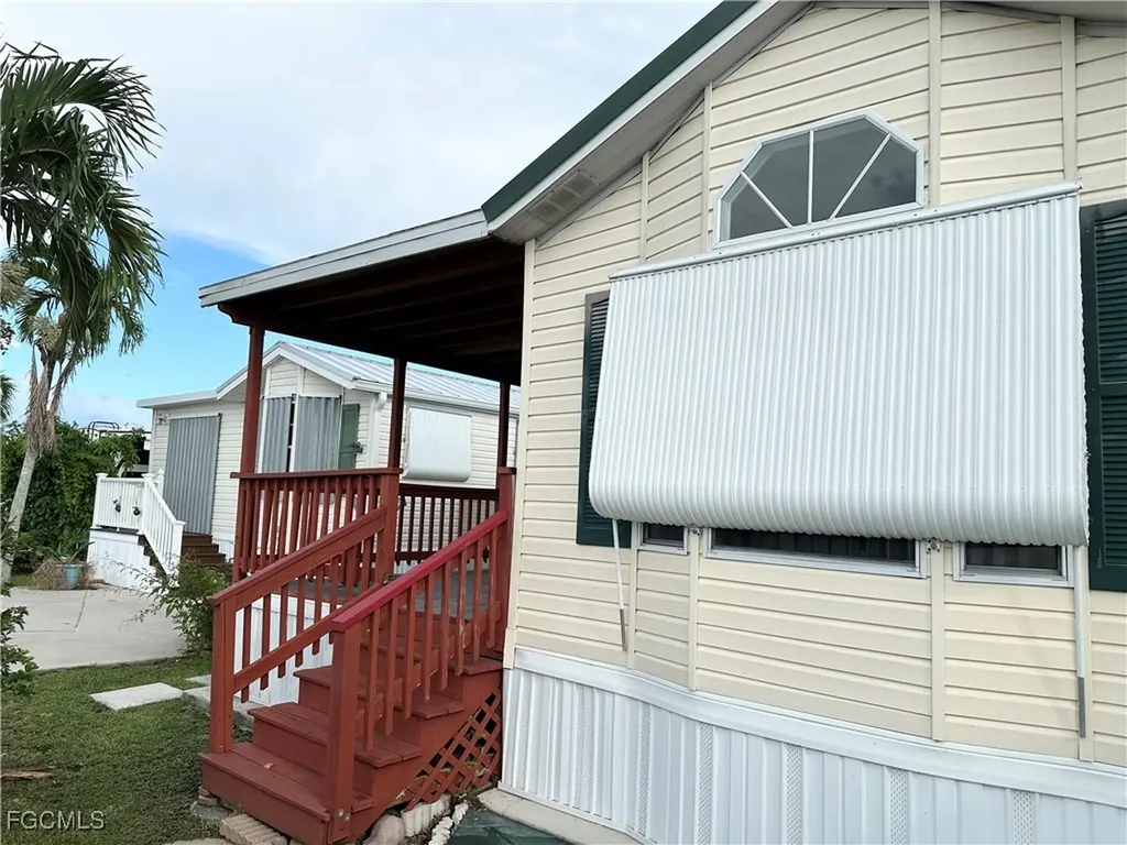 7037 Armadillo Way Fort Myers FL 33967