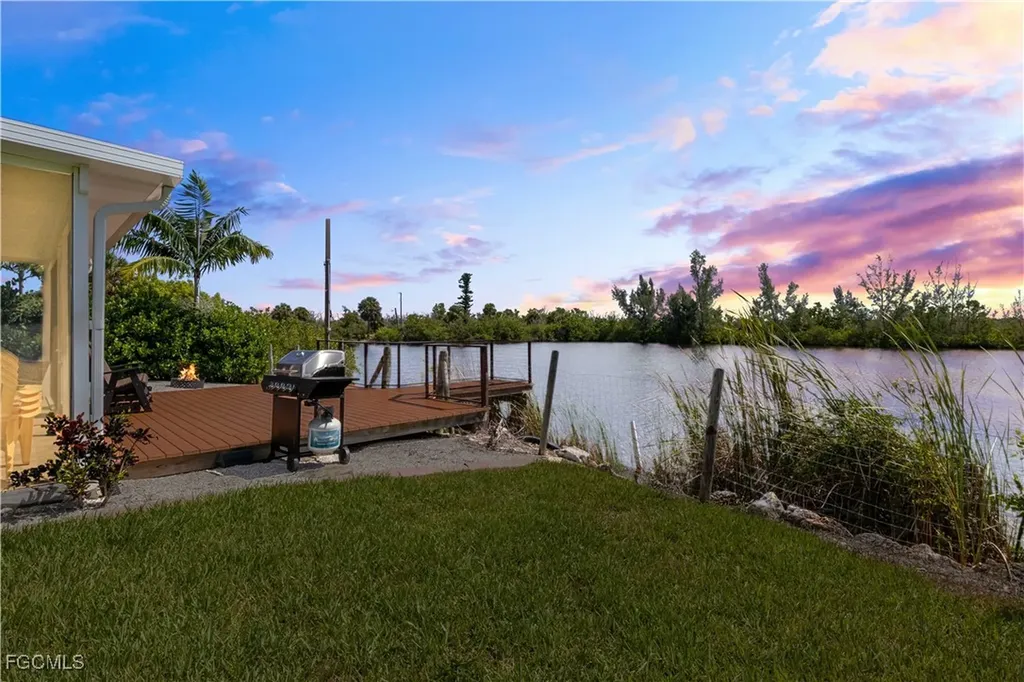 4176 Lake Breeze Lane St. James City FL 33956
