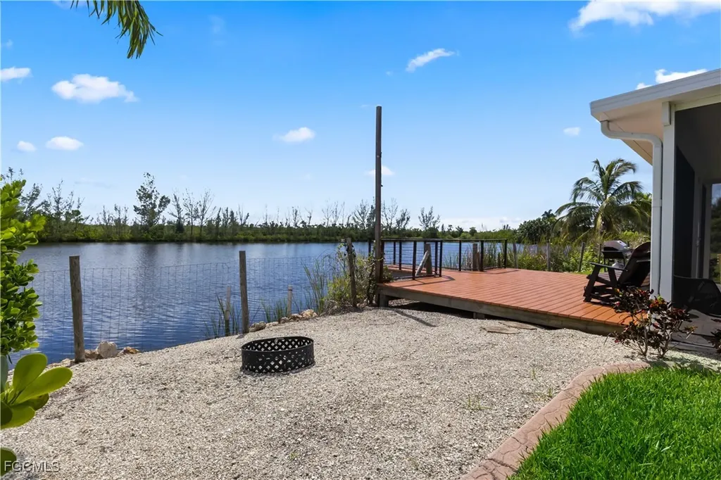 4176 Lake Breeze Lane St. James City FL 33956