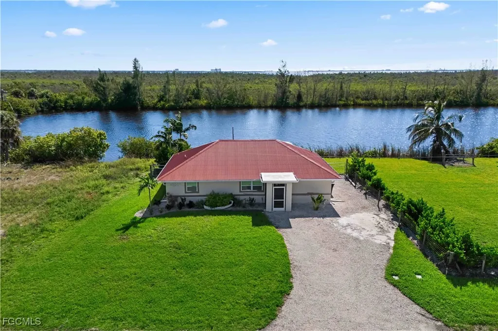 4176 Lake Breeze Lane St. James City FL 33956