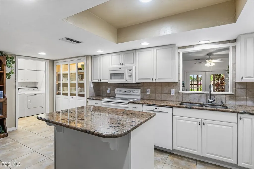5767 Arvine Circle Fort Myers FL 33919