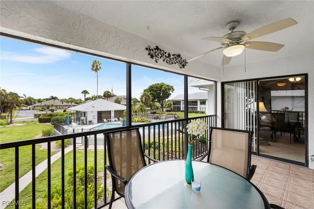 Fort Myers FL, 13411 Gateway Drive, Unit 221