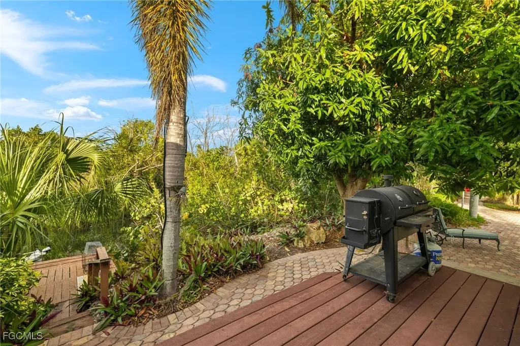 12241 Harry Street Bokeelia FL 33922