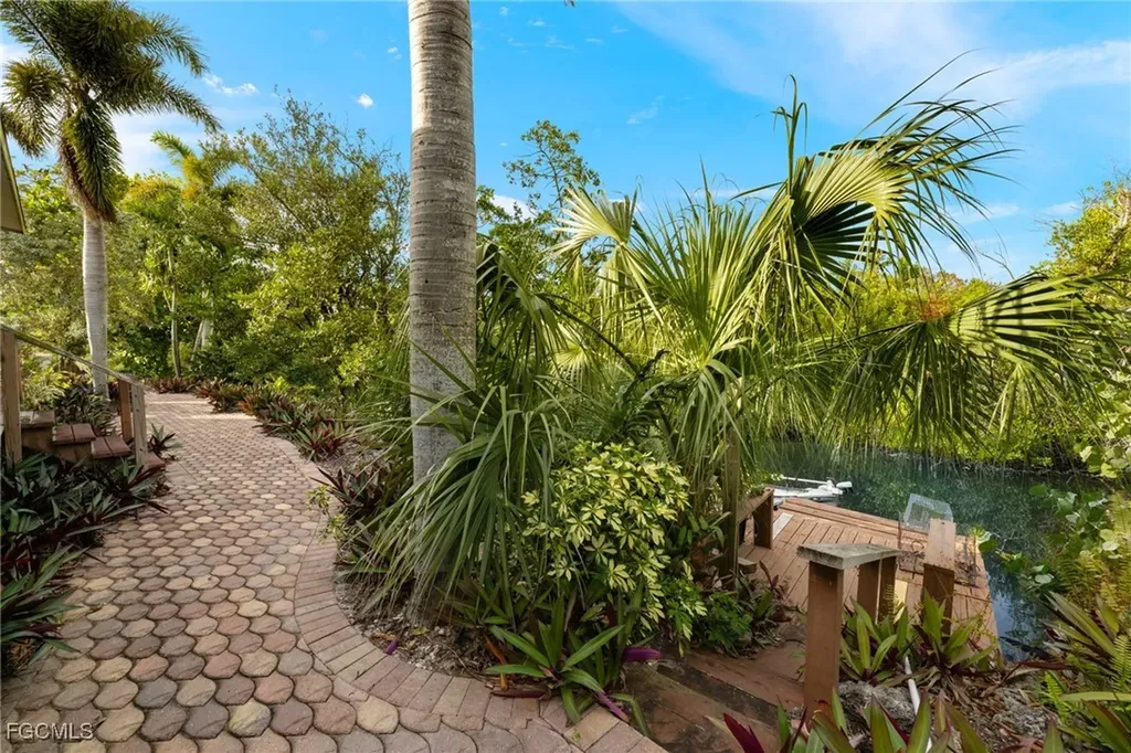 12241 Harry Street Bokeelia FL 33922