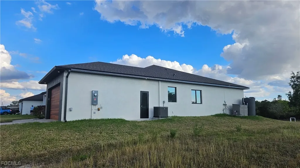 3410 NW 39th Lane Cape Coral FL 33997