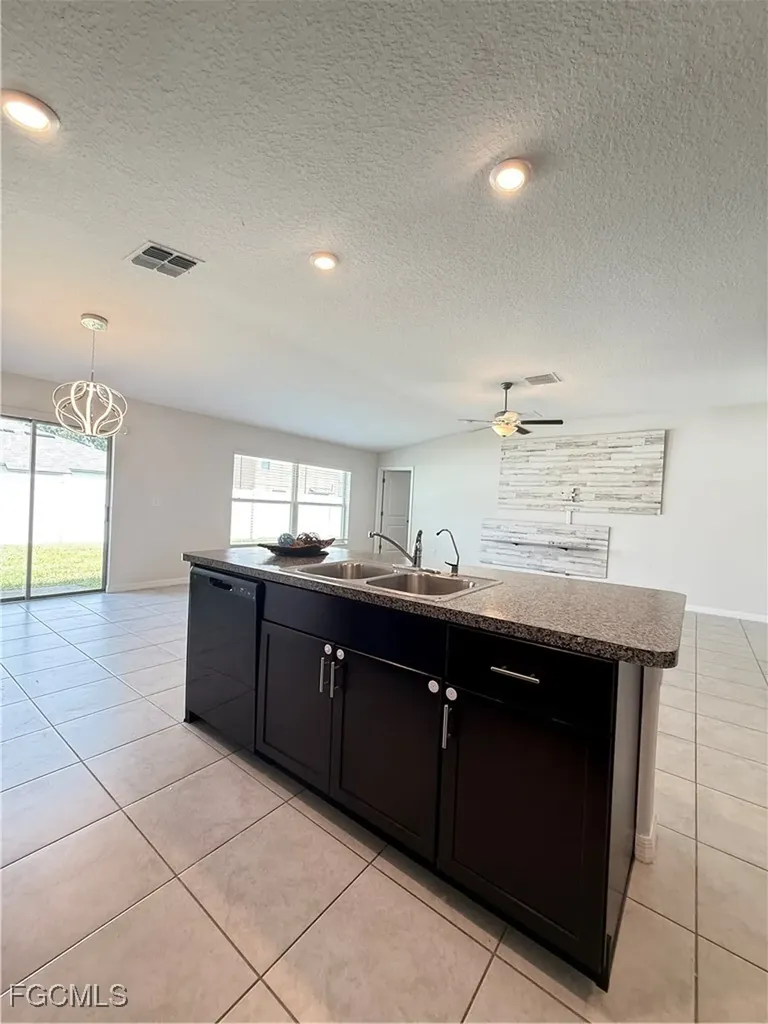 39889 NW Harmon Grove Court Zephyrhills FL 33540