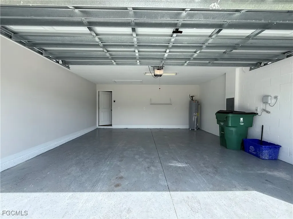 39889 NW Harmon Grove Court Zephyrhills FL 33540
