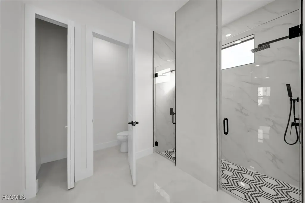 2125 SW Trafalgar Parkway Cape Coral FL 33991