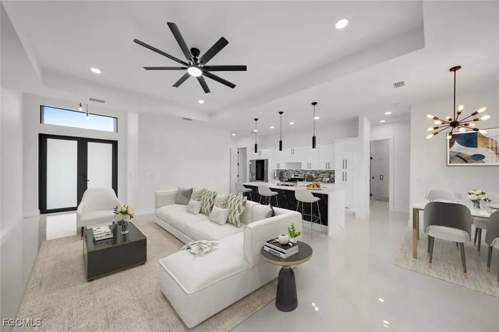 2125 SW Trafalgar Parkway Cape Coral FL 33991