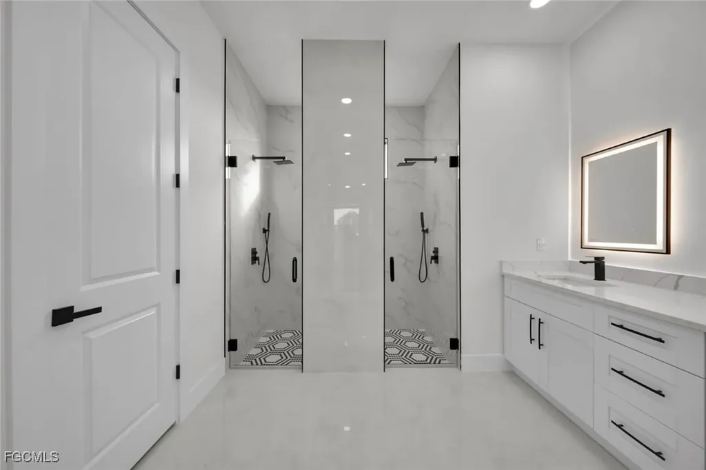 2125 SW Trafalgar Parkway Cape Coral FL 33991