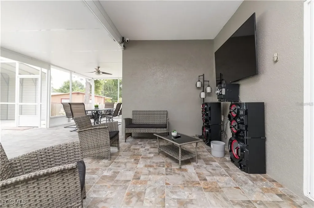 5816 Little River Drive Tampa FL 33615