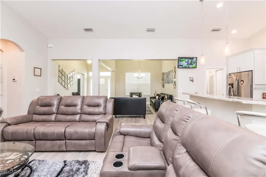 5816 Little River Drive Tampa FL 33615