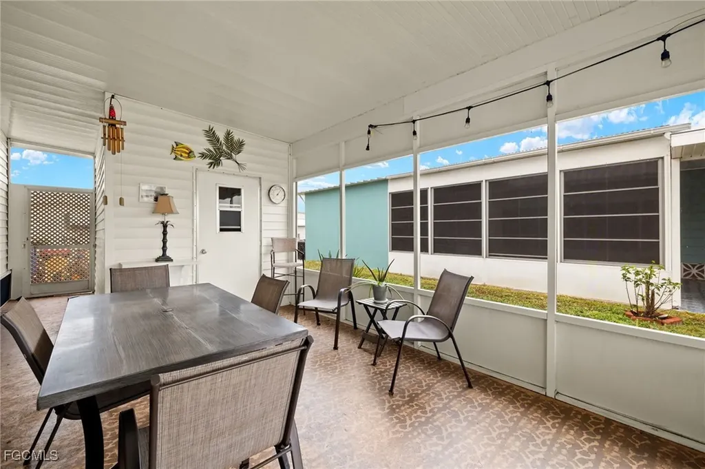 788 Roses Lane North Fort Myers FL 33917