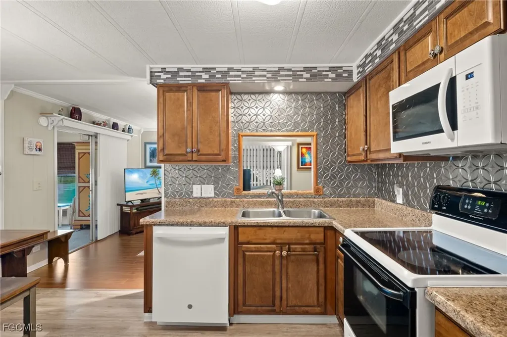 788 Roses Lane North Fort Myers FL 33917