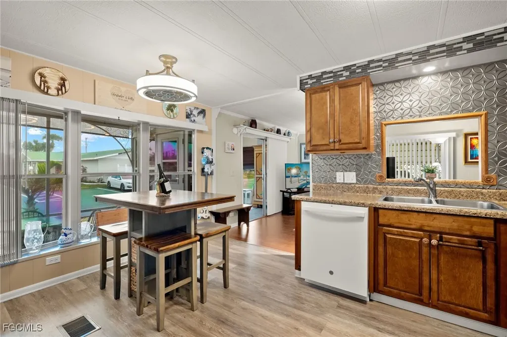 788 Roses Lane North Fort Myers FL 33917