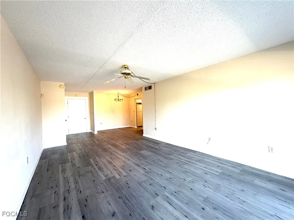 3704 Broadway Fort Myers FL 33901