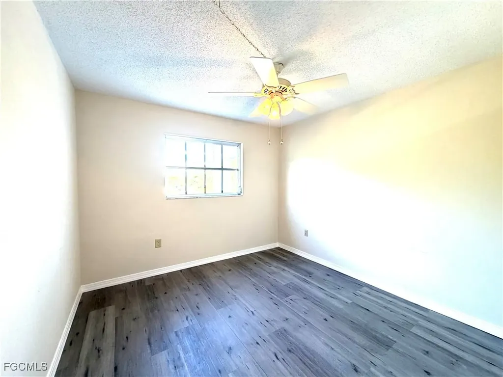 3704 Broadway Fort Myers FL 33901