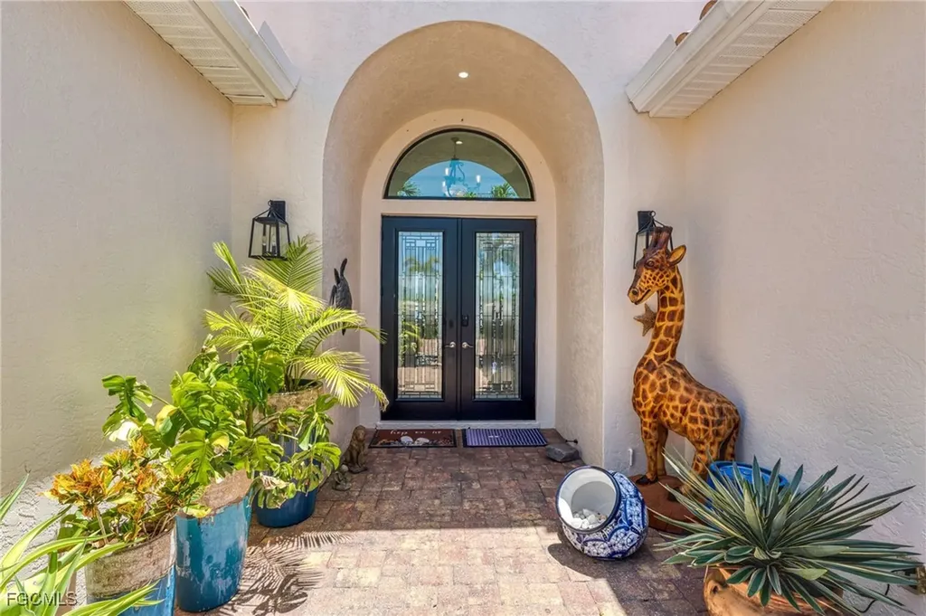 4901 Skyline Boulevard Cape Coral FL 33914