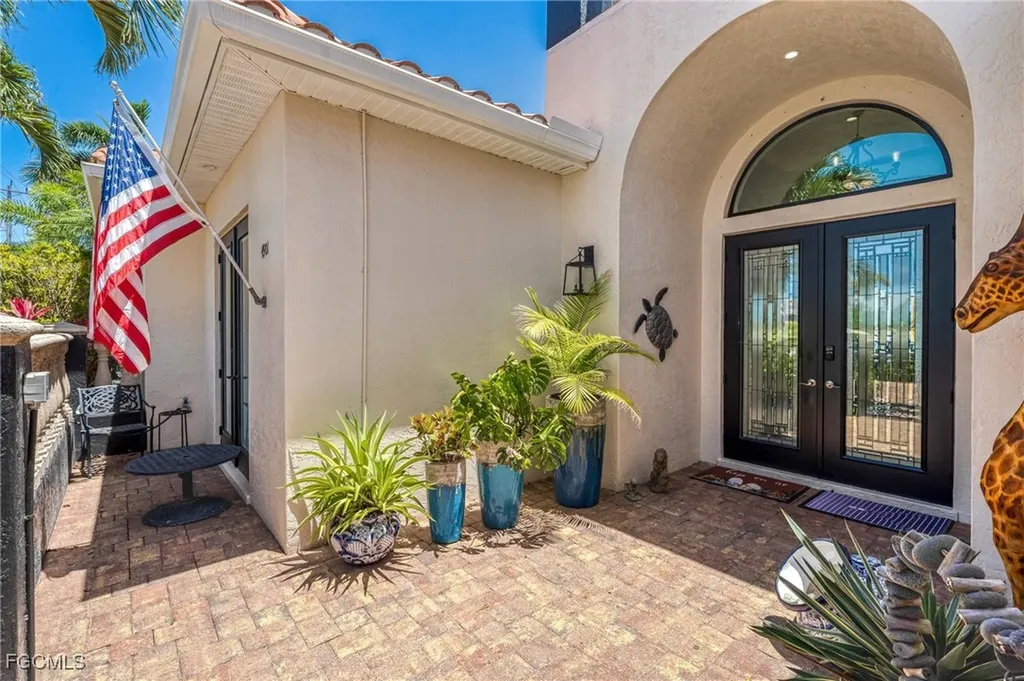4901 Skyline Boulevard Cape Coral FL 33914