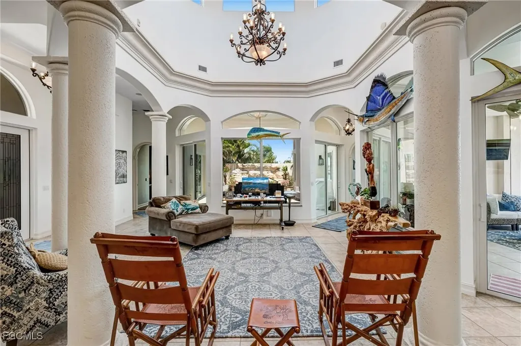 4901 Skyline Boulevard Cape Coral FL 33914