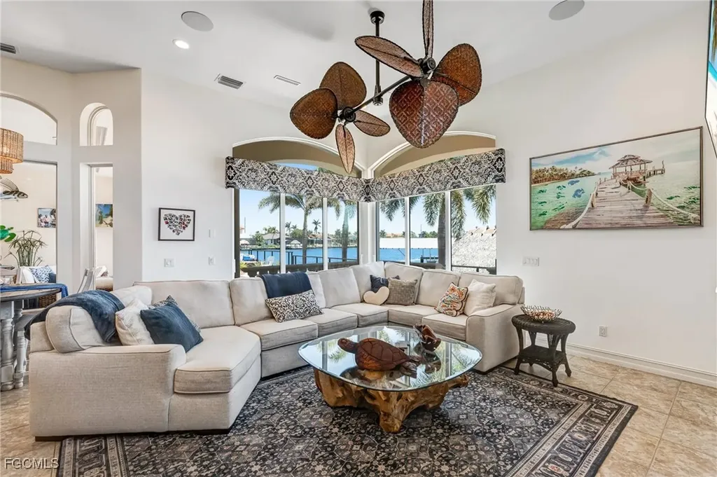 4901 Skyline Boulevard Cape Coral FL 33914