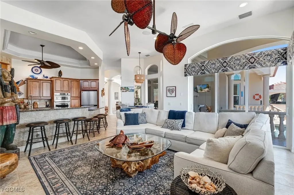 4901 Skyline Boulevard Cape Coral FL 33914