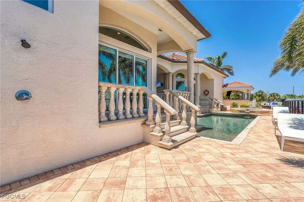 4901 Skyline Boulevard Cape Coral FL 33914