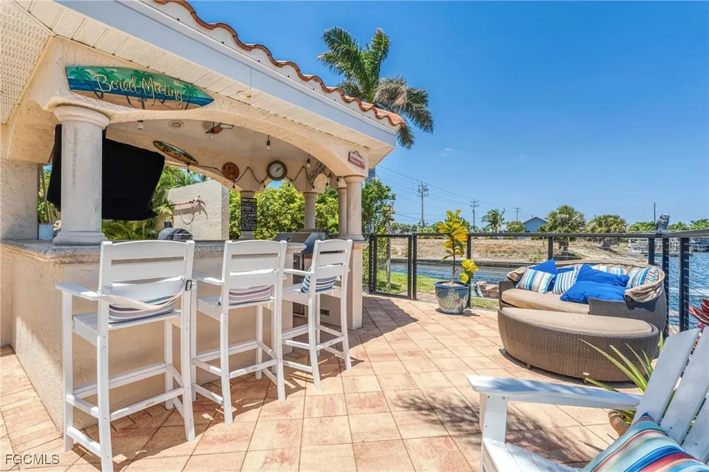 4901 Skyline Boulevard Cape Coral FL 33914