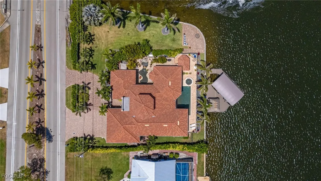 4901 Skyline Boulevard Cape Coral FL 33914