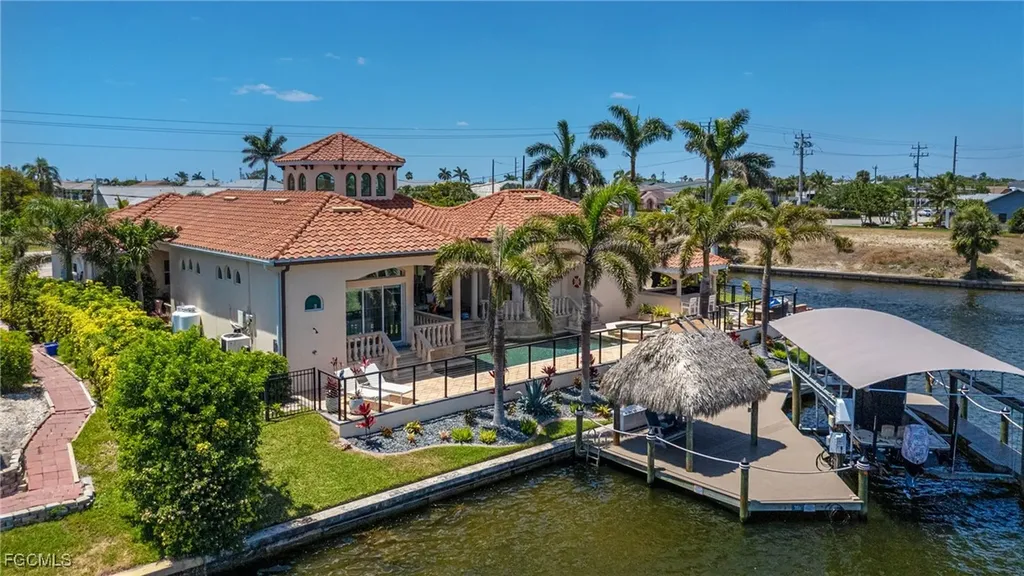 4901 Skyline Boulevard Cape Coral FL 33914