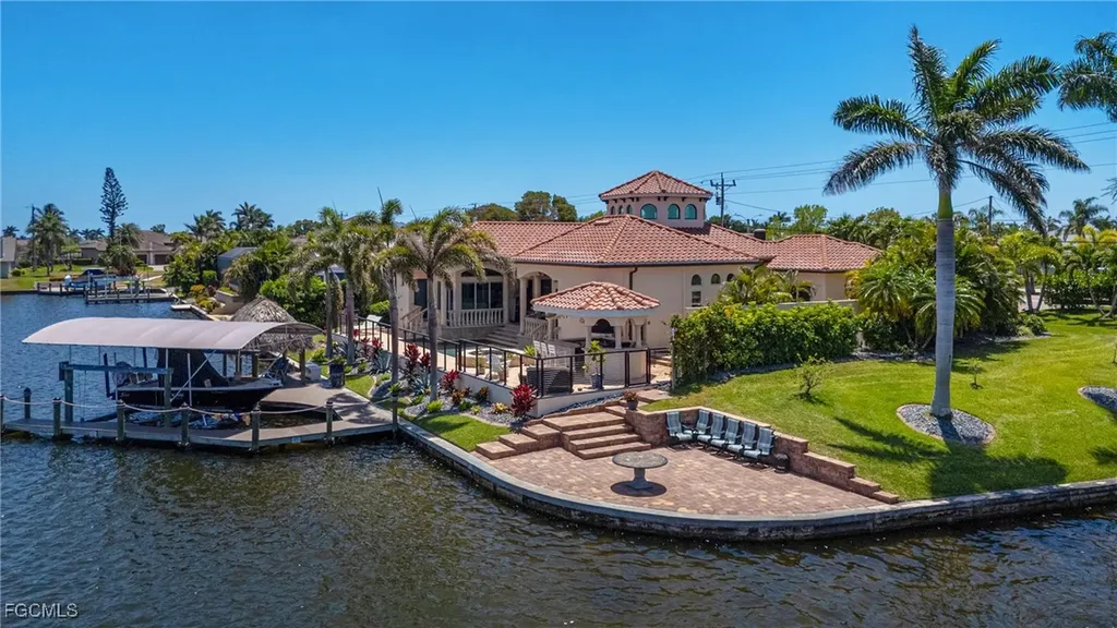 4901 Skyline Boulevard Cape Coral FL 33914