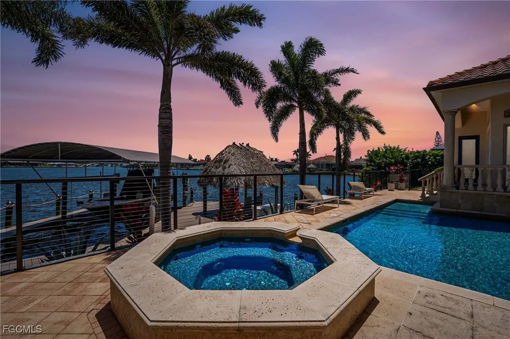 4901 Skyline Boulevard Cape Coral FL 33914