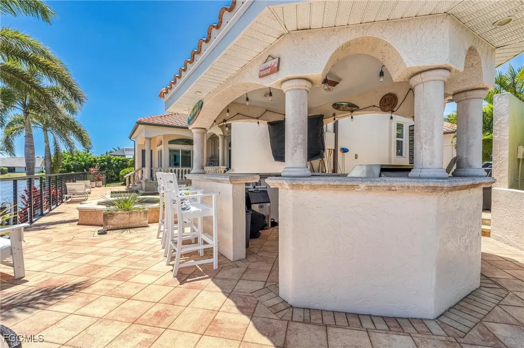 4901 Skyline Boulevard Cape Coral FL 33914