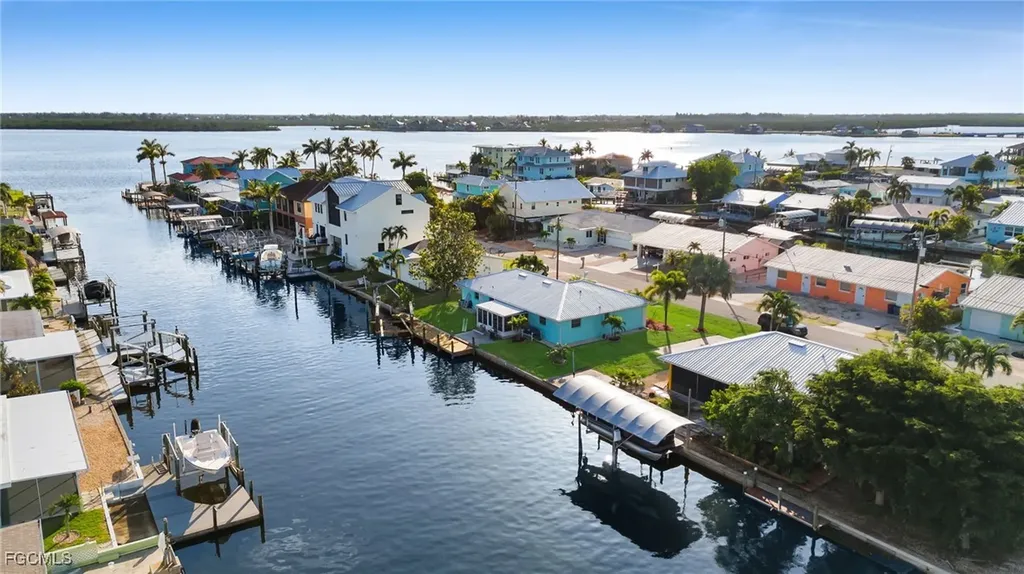 2758 Bruce Street Matlacha FL 33993