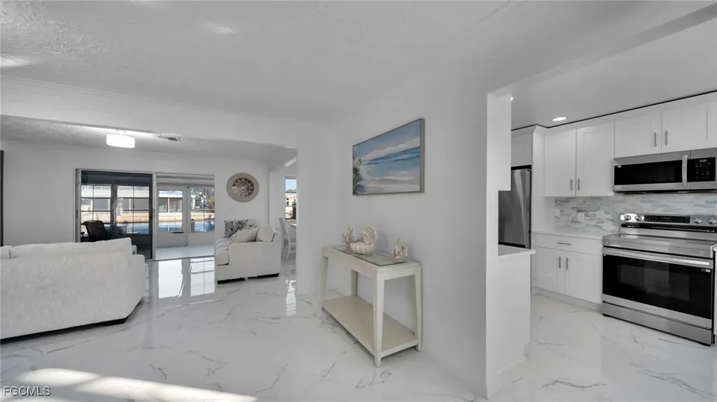 2758 Bruce Street Matlacha FL 33993